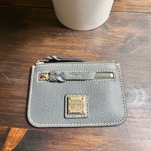 Dooney & Bourke ID change wallet